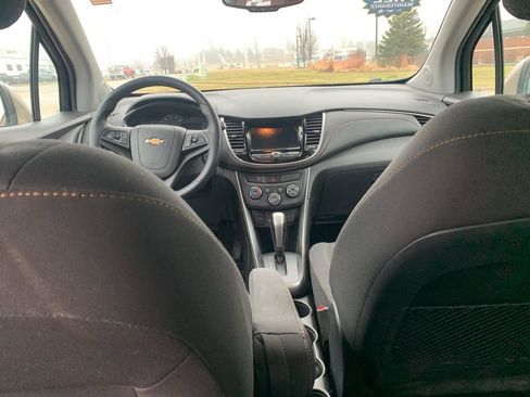 Used 2018 Chevrolet Trax LT image 15