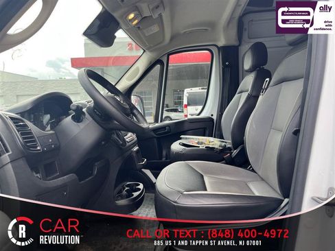 Used 2025 RAM ProMaster 2500 w/ Convenience Group FWD image 11