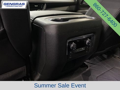 Used 2025 Chevrolet Tahoe LT w/ Comfort Package AWD/4WD image 31