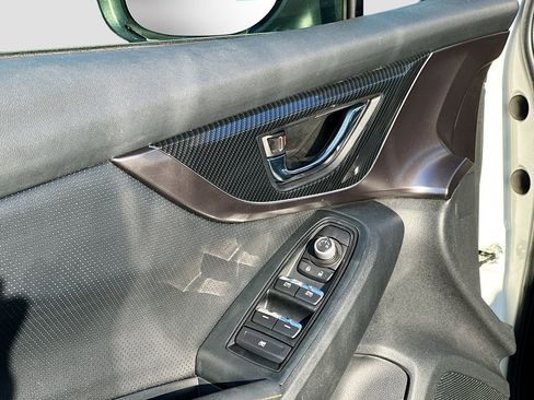 Used 2018 Subaru Crosstrek 2.0i Limited image 18