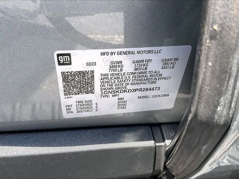 Certified 2023 Chevrolet Suburban Z71 w/ Luxury Package AWD/4WD image 31