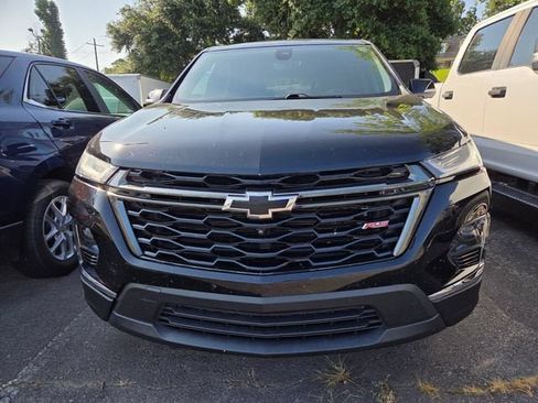 Used 2022 Chevrolet Traverse RS w/ LPO, Floor Liner Package FWD image 6