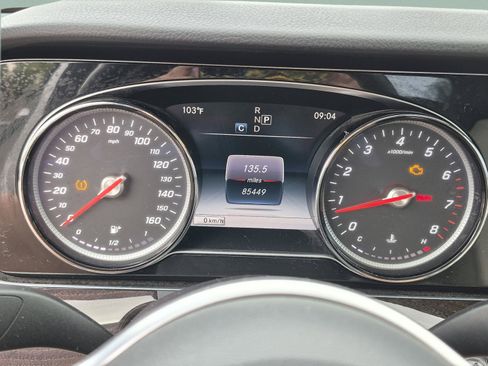 Used 2019 Mercedes-Benz E 300 image 33