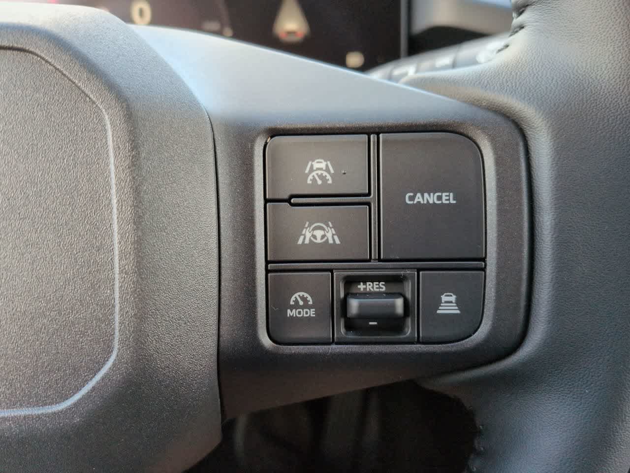 Used 2026 Toyota RAV4 SE w/ Convenience Package AWD/4WD image 24