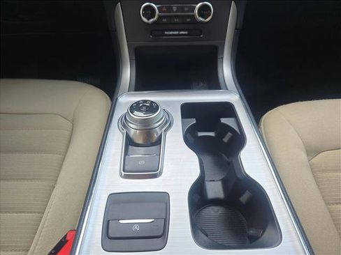 Used 2022 Ford Edge SEL w/ Convenience Package image 11