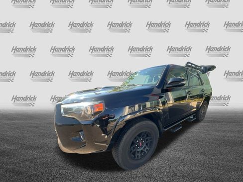 Certified 2022 Toyota 4Runner TRD Off-Road Premium AWD/4WD image 3