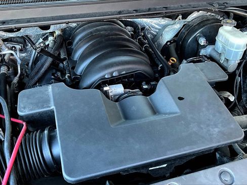 Used 2018 GMC Yukon XL SLT w/ Premium Edition image 14