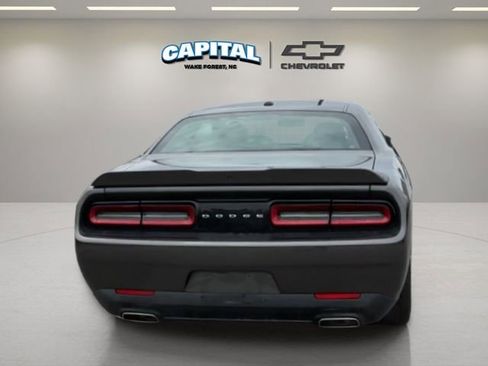 Used 2020 Dodge Challenger SXT image 4