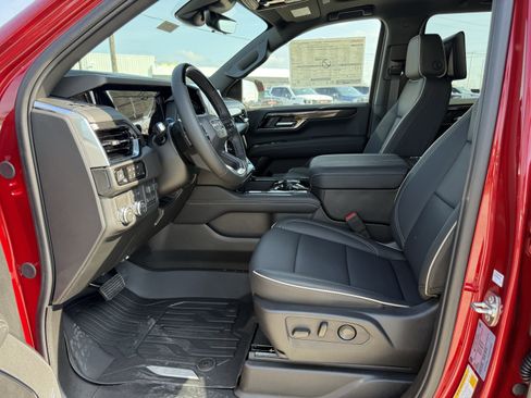 New 2026 GMC Yukon XL Elevation w/ Elevation Premium Package image 21