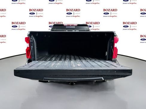 Used 2021 Chevrolet Silverado 1500 LT Trail Boss w/ Convenience Package II image 31