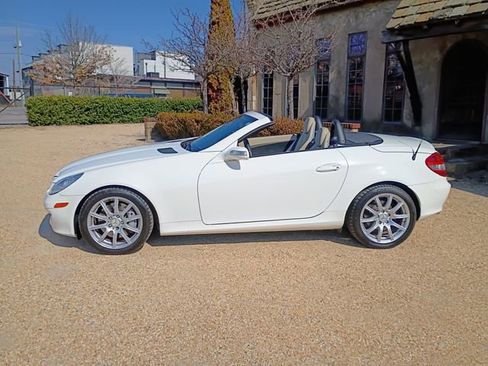 Used 2005 Mercedes-Benz SLK 350 image 10
