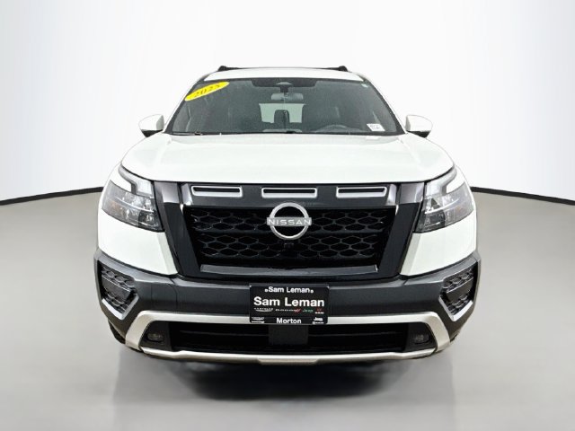 Used 2025 Nissan Pathfinder Rock Creek AWD/4WD image 2
