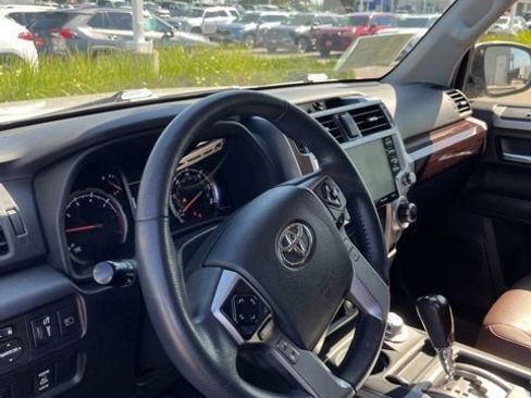 Used 2021 Toyota 4Runner Limited AWD/4WD image 15