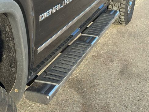 Used 2017 GMC Sierra 3500 Denali w/ Duramax Plus Package image 11