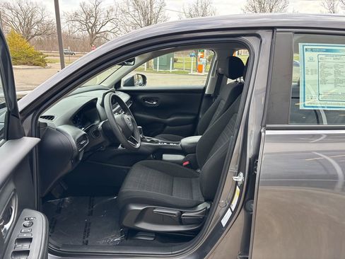 Used 2023 Honda HR-V LX image 21