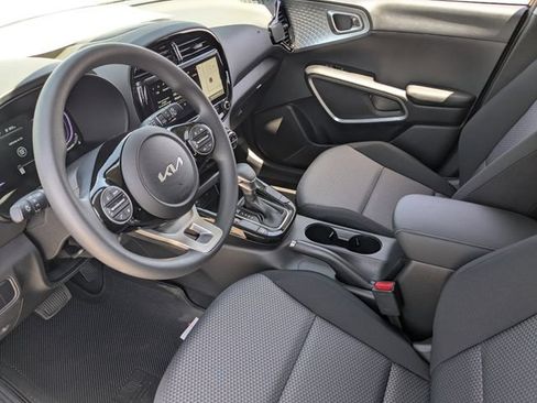 Certified 2025 Kia Soul S FWD image 18