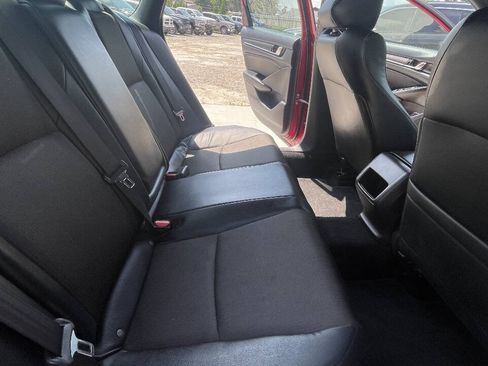 Used 2018 Honda Accord Sport image 12