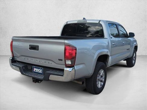 Used 2018 Toyota Tacoma SR5 image 5