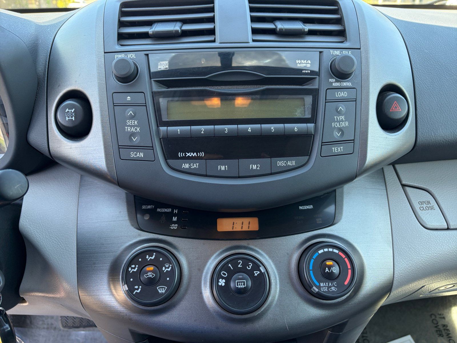 Used 2011 Toyota RAV4 4WD w/ Upgrade Value Pkg image 20