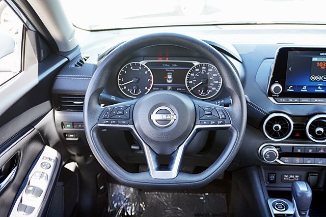 Used 2024 Nissan Sentra SV FWD image 28
