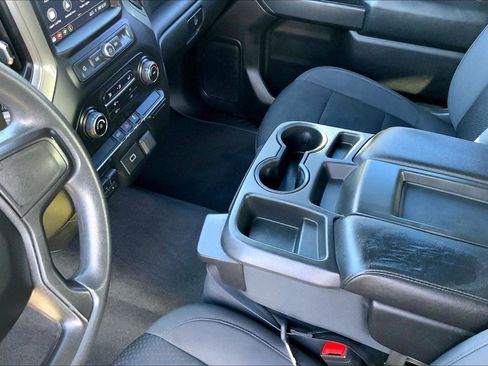 Used 2019 Chevrolet Silverado 1500 Custom w/ Custom Value Package image 17