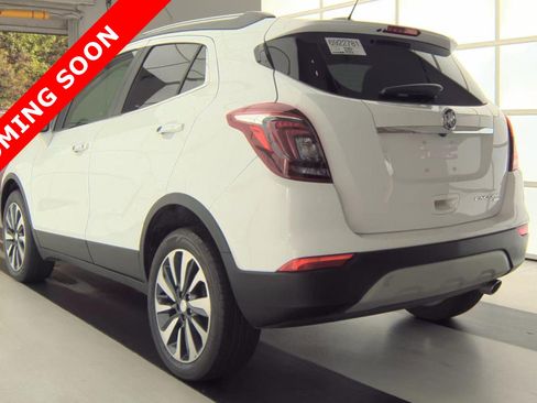 Used 2021 Buick Encore Preferred AWD/4WD image 4
