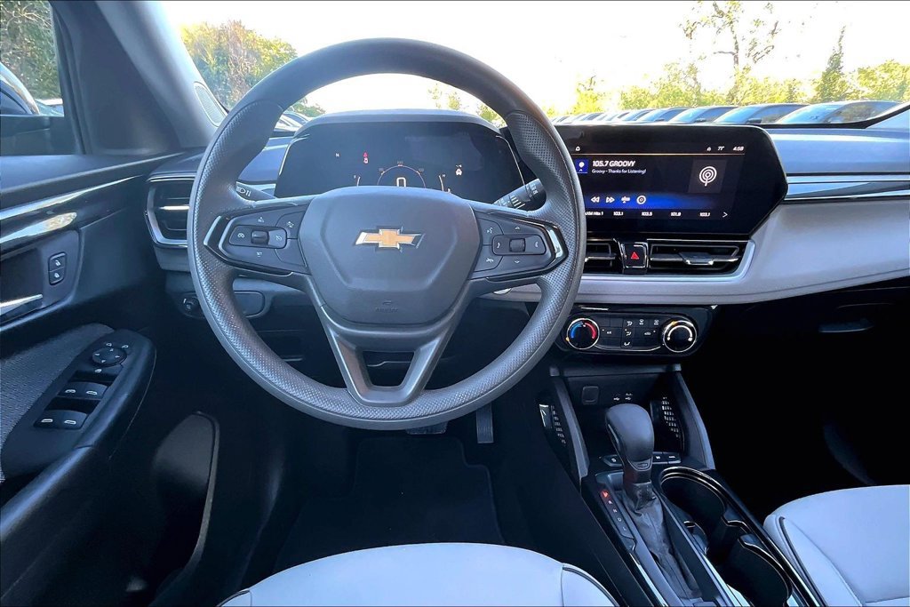 Used 2026 Chevrolet TrailBlazer LT AWD/4WD image 7