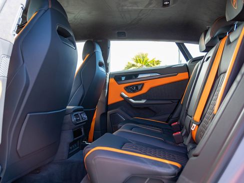 New 2026 Lamborghini Urus SE image 23