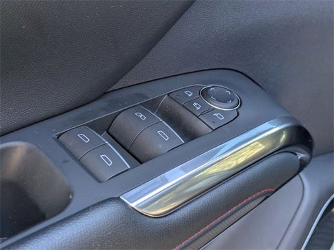 Certified 2024 Chevrolet Traverse RS image 10