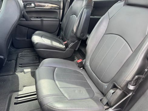 Used 2017 Buick Enclave Leather AWD/4WD image 7