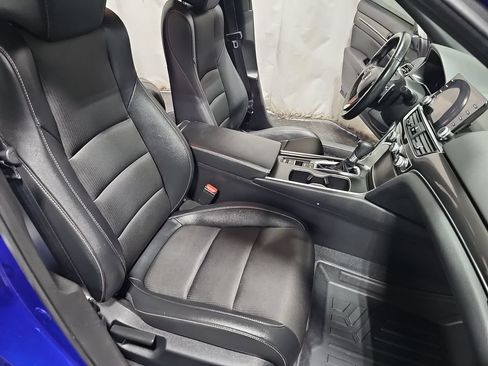 Used 2022 Honda Accord Sport image 10