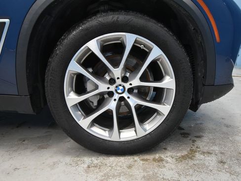 Used 2022 BMW X5 xDrive40i w/ Executive Package image 37
