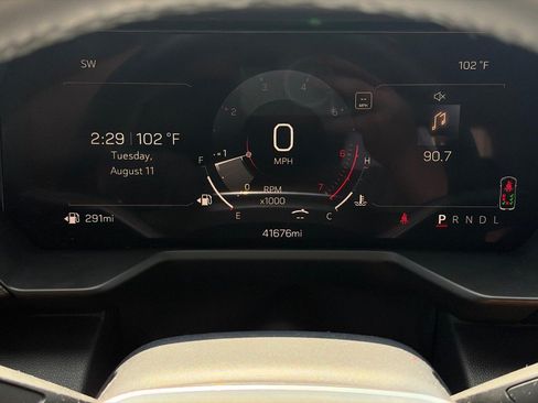 Used 2024 GMC Acadia Elevation w/ Luxury Package FWD image 26