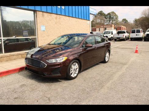 Used 2019 Ford Fusion SE image 3