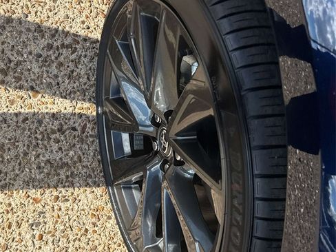 Used 2025 Toyota Corolla SE image 6