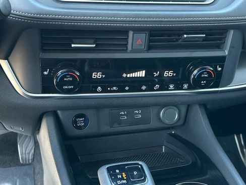 Certified 2024 Nissan Rogue SV w/ SV Premium Package image 30