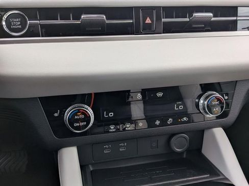 New 2026 Mitsubishi Outlander SE AWD/4WD image 22