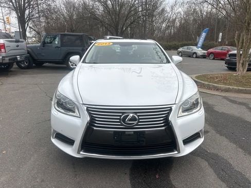 Used 2013 Lexus LS 460 w/ Ultra Luxury Pkg image 6