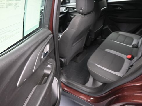 Used 2023 Chevrolet TrailBlazer LS FWD image 17