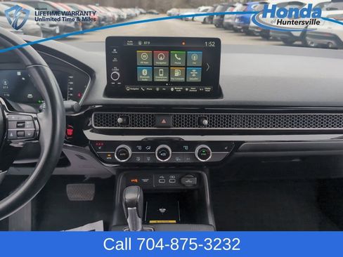 Used 2023 Honda Civic Touring image 19