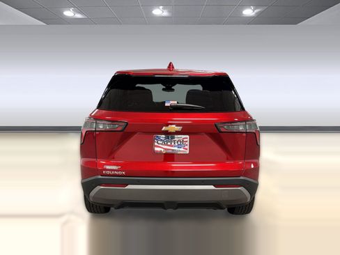 Used 2026 Chevrolet Equinox LT FWD image 10