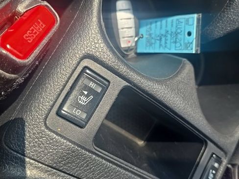 Used 2019 Nissan Rogue SL AWD/4WD image 13