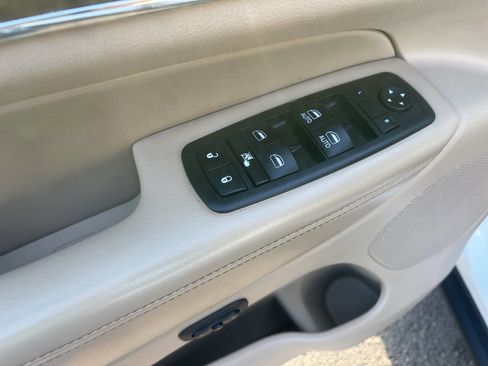 Used 2014 Jeep Grand Cherokee Limited image 14