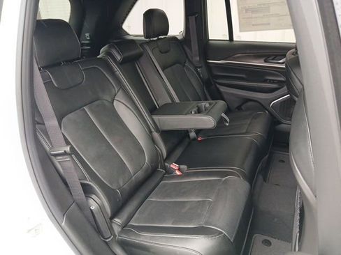 New 2026 Jeep Grand Cherokee Limited image 23