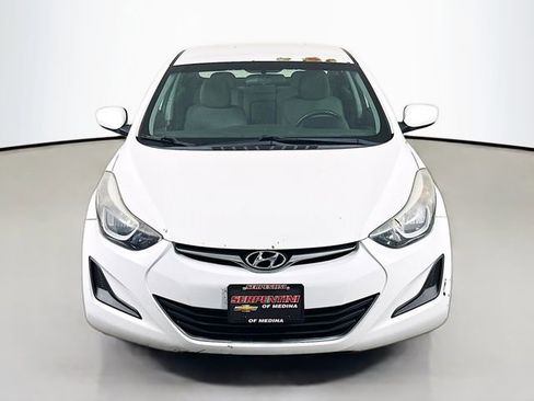 Used 2014 Hyundai Elantra SE image 4