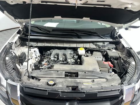 Used 2025 Nissan Pathfinder SV AWD/4WD image 12