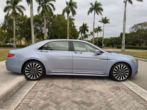 Used 2019 Lincoln Continental Black Label image 18
