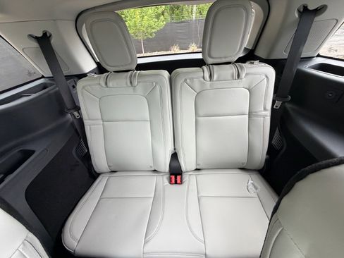 New 2026 Lincoln Aviator Reserve AWD/4WD image 21