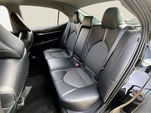 Used 2023 Toyota Camry SE image 26