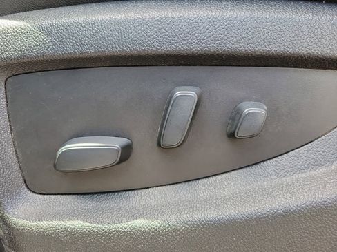 Used 2018 GMC Sierra 2500 SLT AWD/4WD image 29